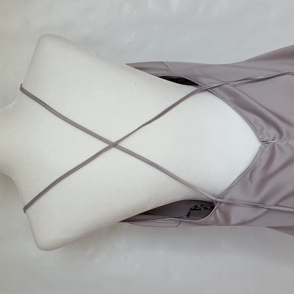 MISSGUIDED Gray Tie Back Mini Dress - Picture 5 of 9